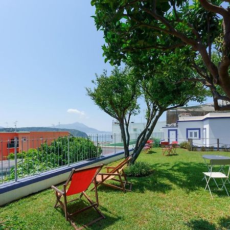 Poseidonia Rooms Прочида Екстер'єр фото