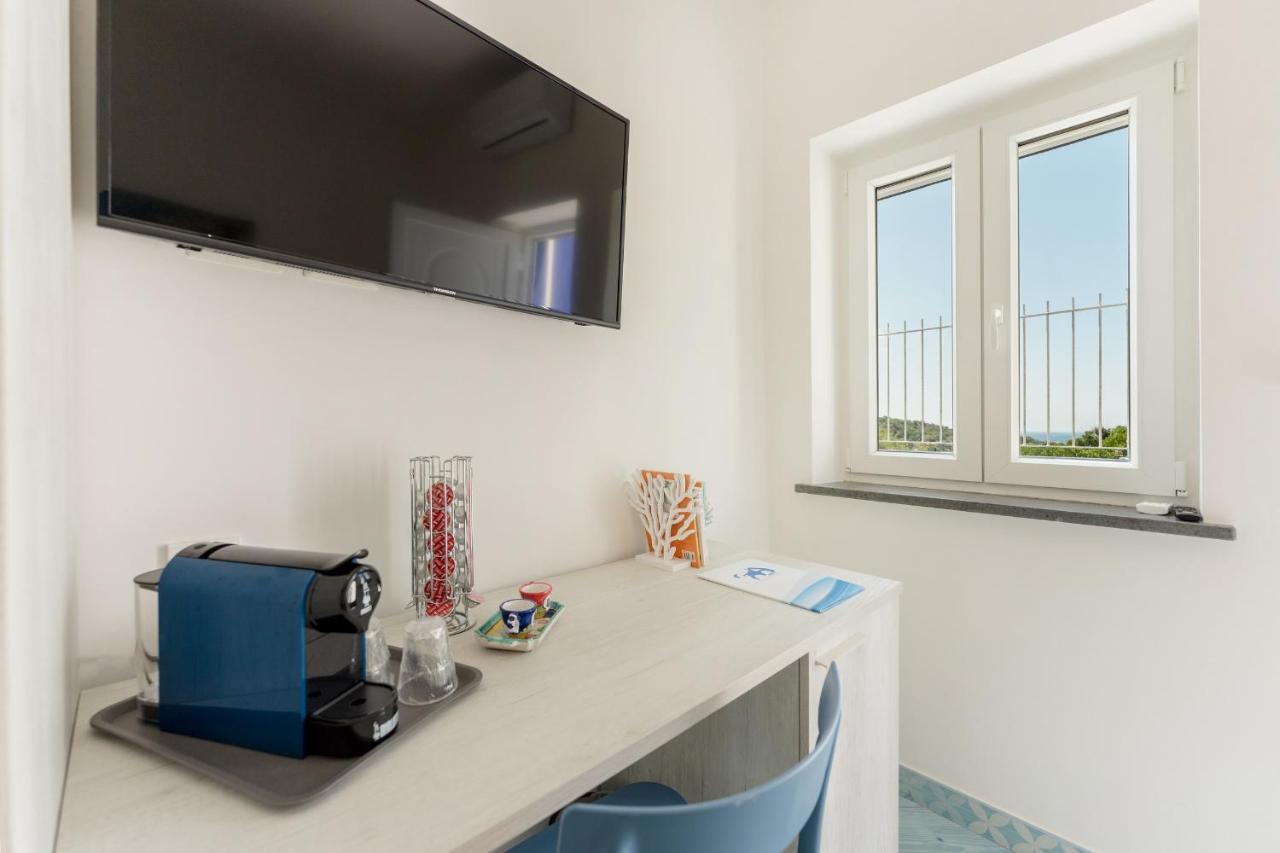 Poseidonia Rooms Прочида Екстер'єр фото