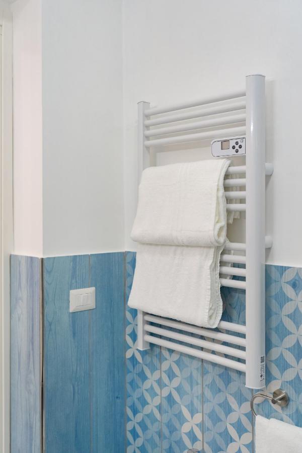 Poseidonia Rooms Прочида Екстер'єр фото