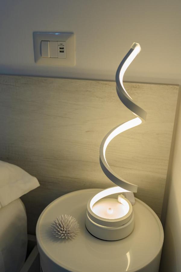 Poseidonia Rooms Прочида Екстер'єр фото