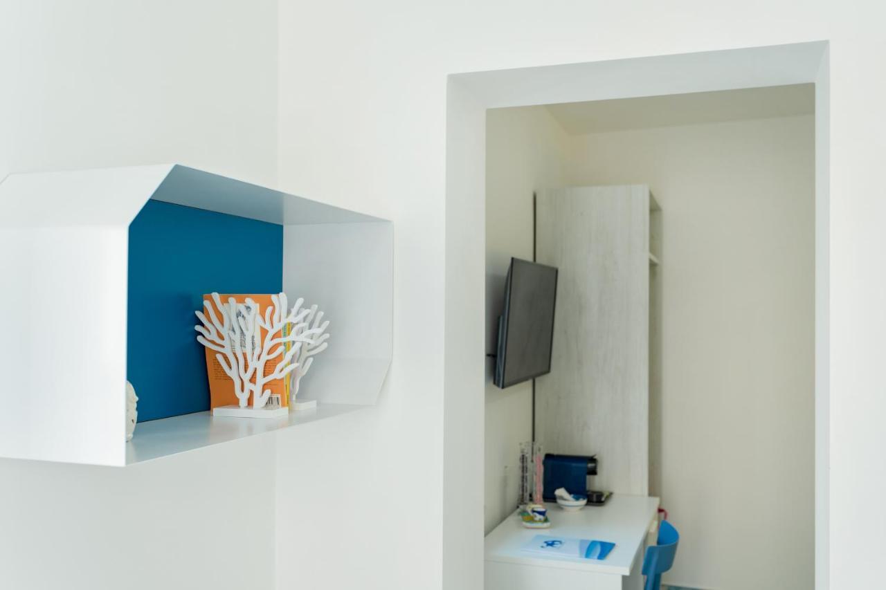 Poseidonia Rooms Прочида Екстер'єр фото